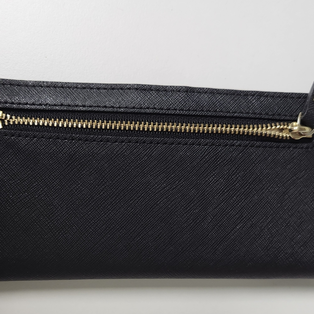 Kate Spade Wallet - Picture 4 of 4